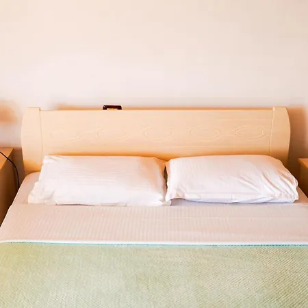 Vila Aliaj Beautiful For 2 With Air Conditioning * Durres